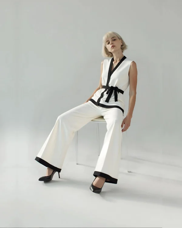 The B&W Suit - Image 4